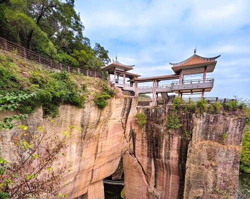 莲花山古采石场